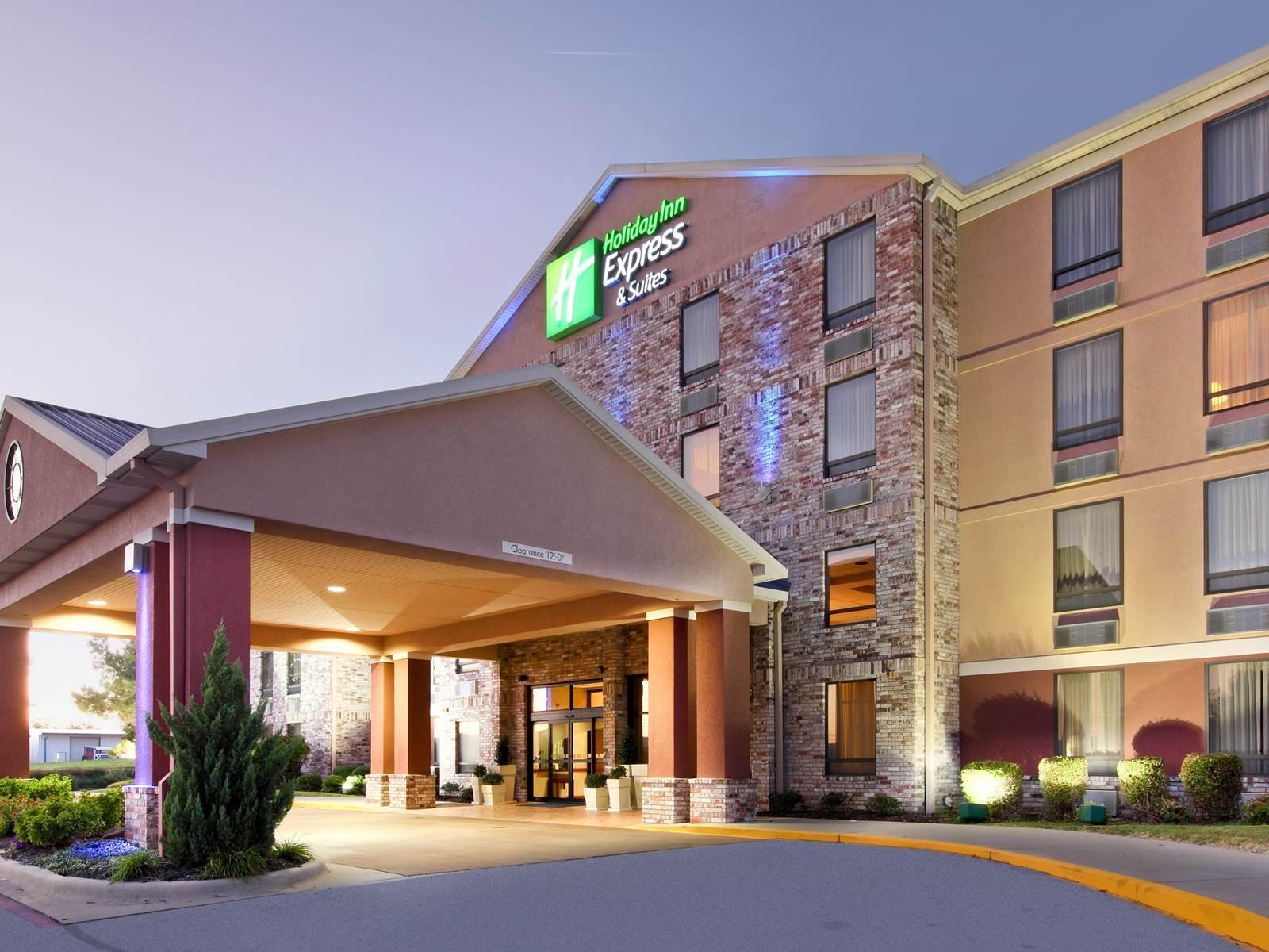 Holiday Inn Express Hotel & Suites Harrison Exterior photo