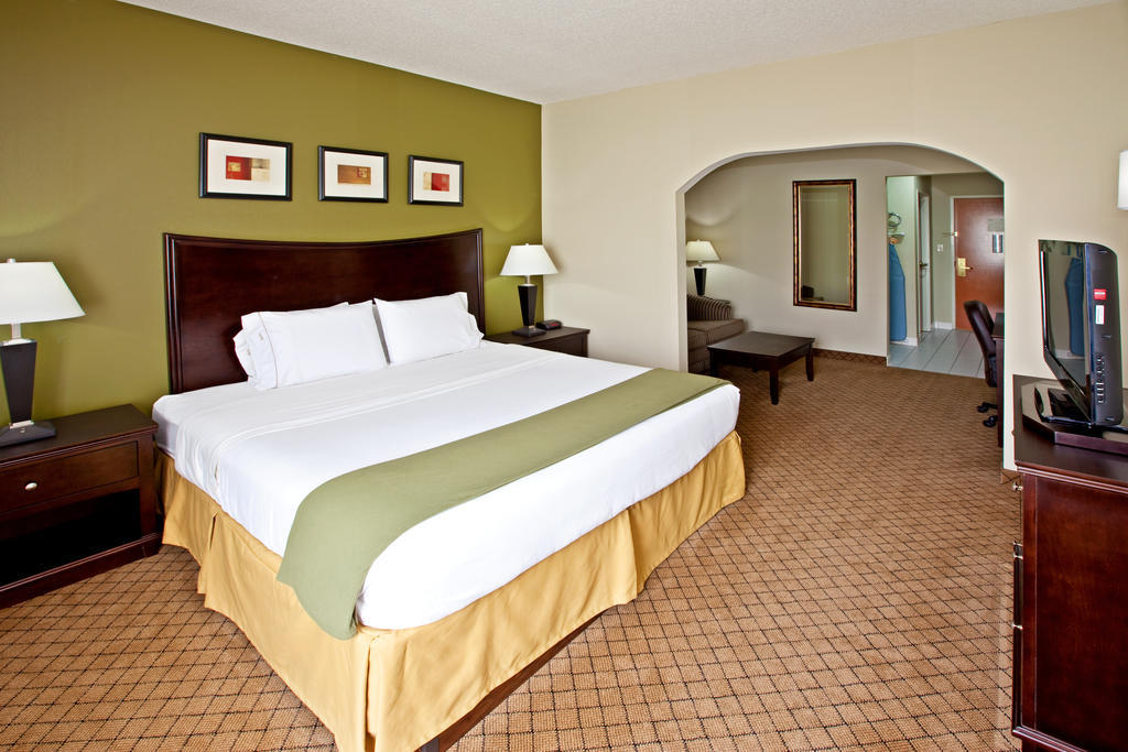 Holiday Inn Express Hotel & Suites Harrison Exterior photo